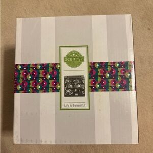 Scentsy Life is Beautiful Warmer